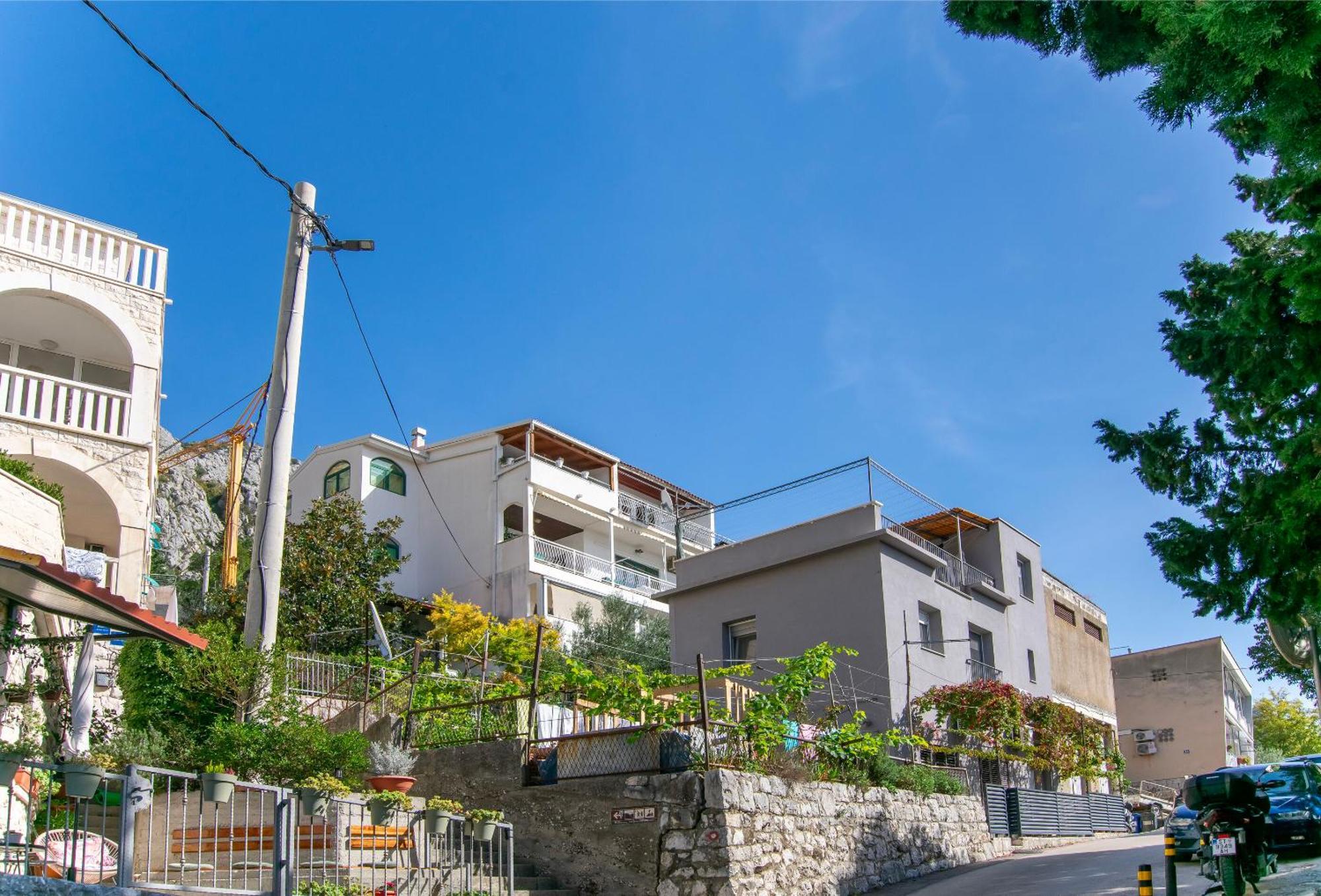 Apartments Ozren Omiš Zewnętrze zdjęcie